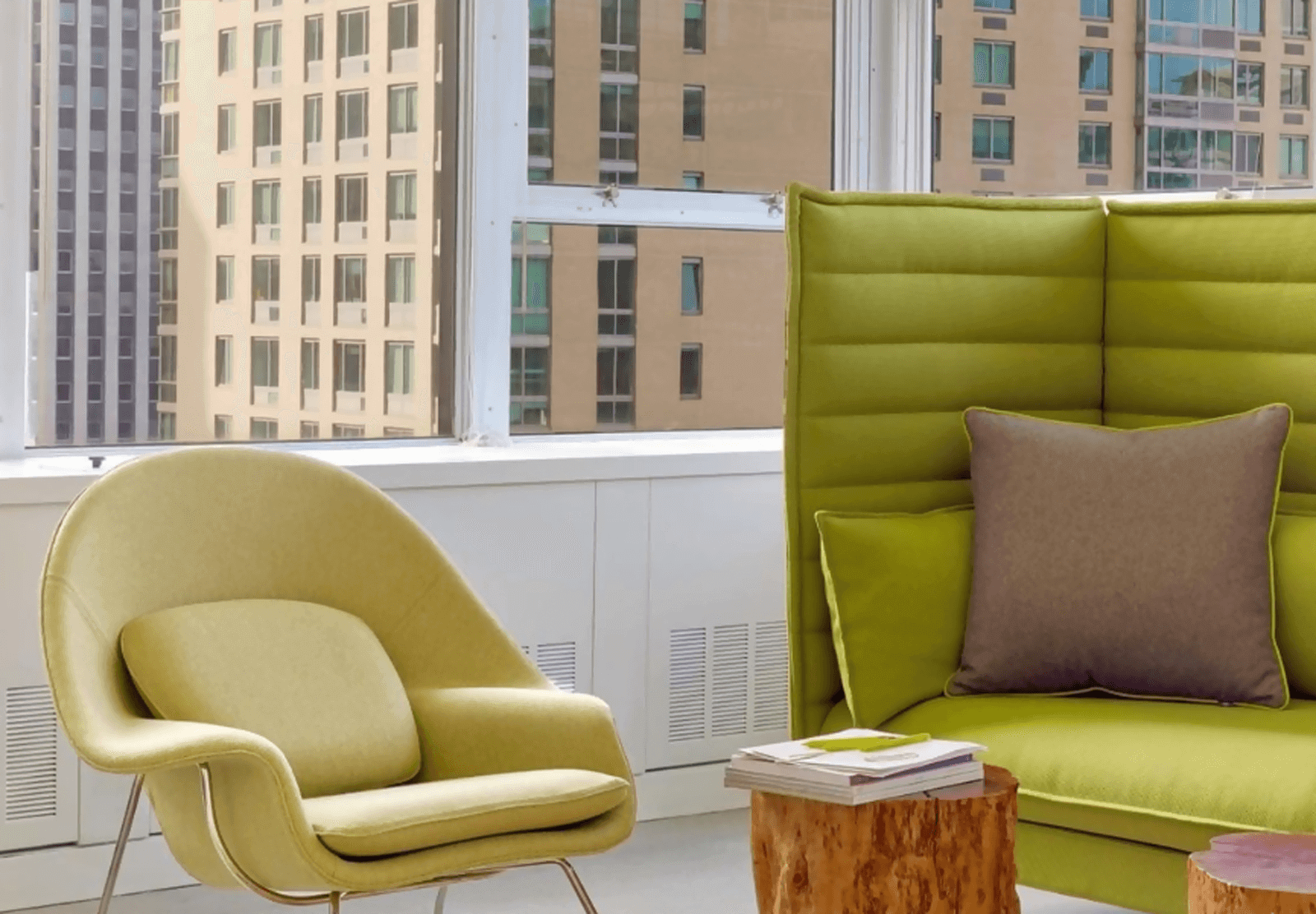 10 Ways the Womb Chair Can Up-level Your Home’s Interior